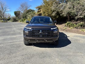 2026 Mitsubishi Triton | DC GLXR 4WD 6AT 2.4D AUTO 4X4 ARB | 32996 | 2