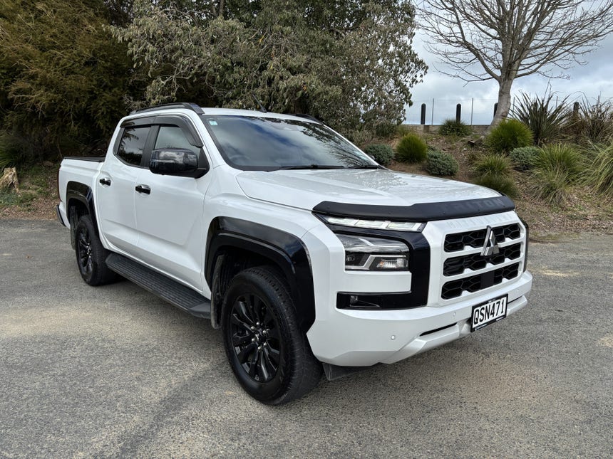 2024 Mitsubishi Triton | DC VRX 4WD 6AT 2.4DT AUTO TWIN TURBO 4X4 | 33063 | 1