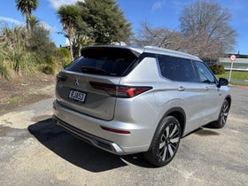 2025 Mitsubishi Outlander | VRX PHEV/4WD/AT AUTO 7 SEAT PETROL PLUG IN HYBRID | 33172 | 5