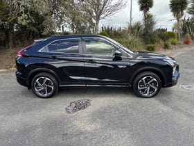 2022 Mitsubishi Eclipse Cross | VRX PHEV/4WD/AT AUTO 5 SEAT PETROL HYBRID PLUG IN | 33430 | 4