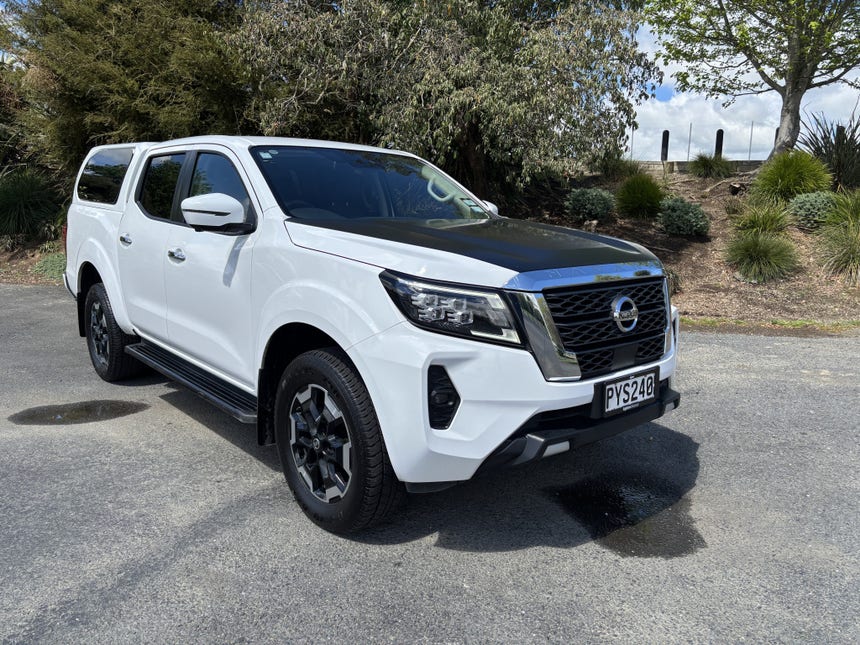 2023 Nissan Navara | ST-X 2.3D/7AT AUTO DIESEL TURBO 4X2 LEATHER | 33463 | 1