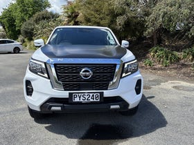 2023 Nissan Navara | ST-X 2.3D/7AT AUTO DIESEL TURBO 4X2 LEATHER | 33463 | 2