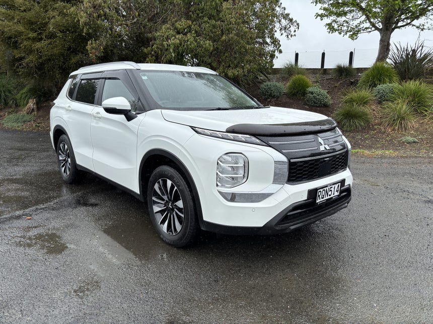 2026 Mitsubishi Outlander | LS 2.5P/CVT | 33653 | 1