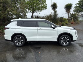 2026 Mitsubishi Outlander | LS 2.5P/CVT | 33653 | 3