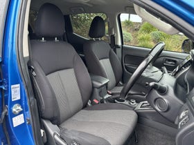 2023 Mitsubishi Triton | DC GLSB 4WD 6AT 2.4D | 33693 | 5