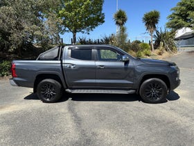 2024 Mitsubishi Triton | DC GLXR 4WD 6AT 2.4D | 33694 | 3