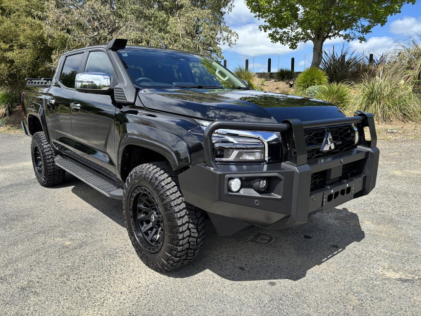2026 Mitsubishi Triton | DC GLXR 4WD 6AT 2.4D | 33725 | 1