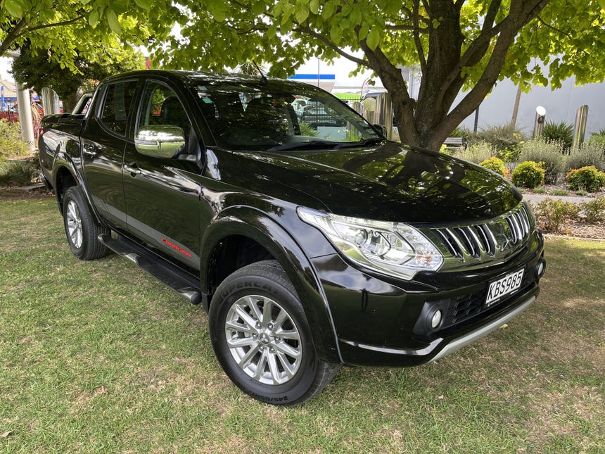 2016 Mitsubishi Triton | D/CAB CH-X 2.4D/4WD CHARGER X 4X4 AUTO | 17479 | 1
