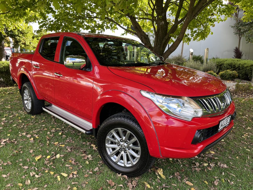 2016 Mitsubishi Triton | D/CAB GLXR 2.4D/6MT Manual Diesel 2WD | 17785 | 1