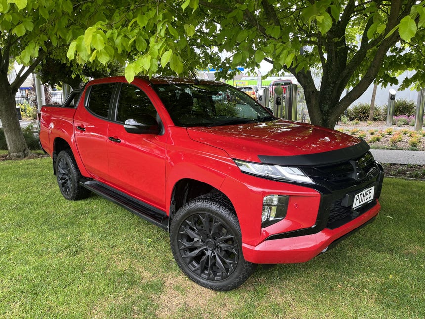 2022 Mitsubishi Triton | DC VRX 4WD 6AT 2.4D AUTO LEATHER 4X4 | 19561 | 1