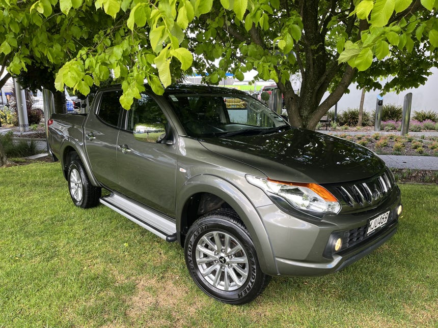 2019 Mitsubishi Triton | DC GLXR 6MT 2.4D Turbo Manual 4X2 | 19565 | 1