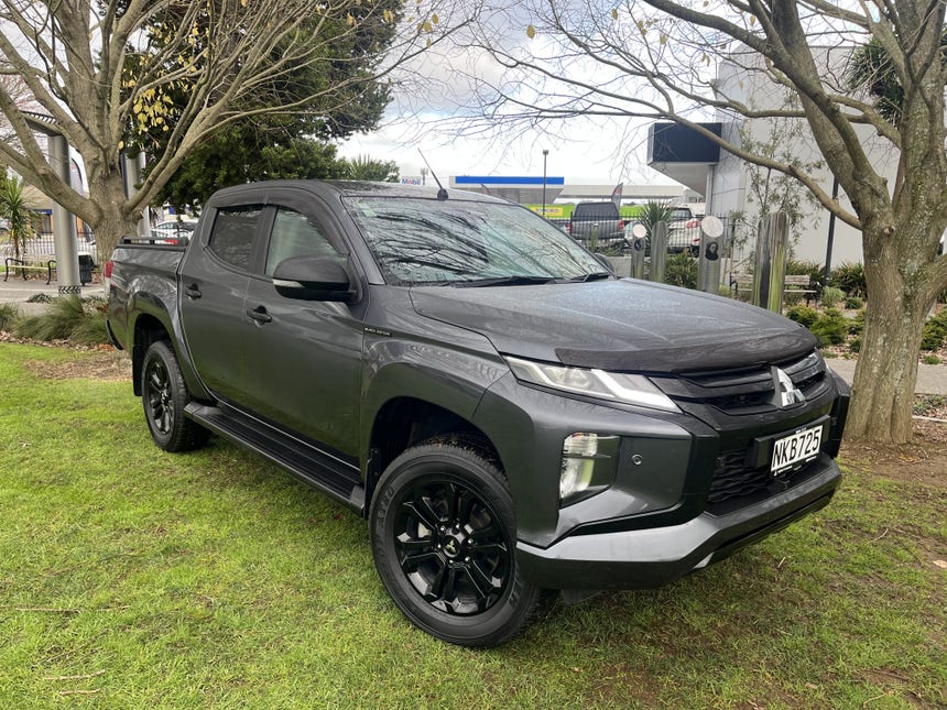 2021 Mitsubishi Triton | DC GLSB 4WD 6AT 2.4D AUTO 4X4 | 21130 | 1
