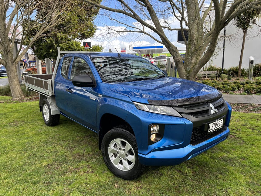 2019 Mitsubishi Triton | CC CHASSIS GLX 4WD 6AT 2.4 AUTO | 21497 | 1