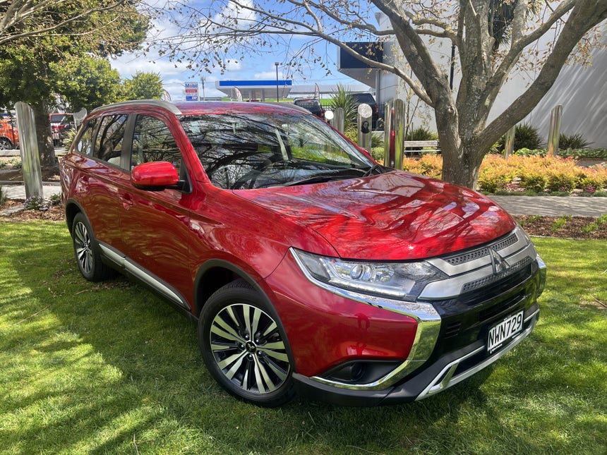 2021 Mitsubishi Outlander | LS 2.4P/CVT 7 SEAT 2WD AUTO 2.4 PETROL | 21913 | 1
