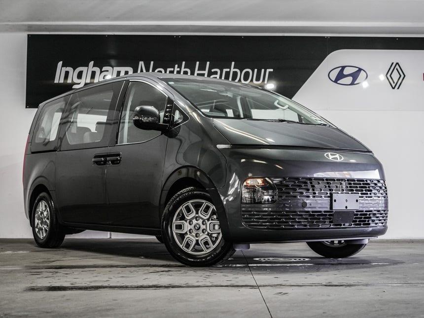 2025 Hyundai Staria | 2.2D CRDi Auto 2WD | 24506 | 1