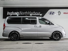 2017 Hyundai iMax | 2.5 CRDI AUTO 8-SEATER | 28816 | 2