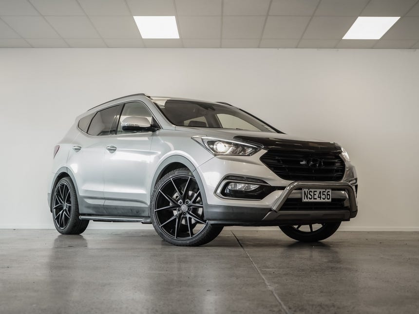 2017 Hyundai Santa Fe | DM 2.2D ELITE | 18229 | 1