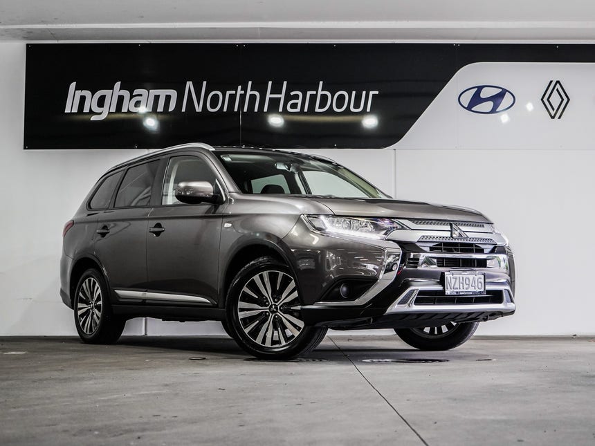 2022 Mitsubishi Outlander | LS 2.4P/CVT | 23004 | 1