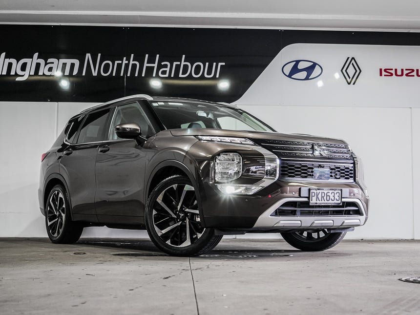 2022 Mitsubishi Outlander | XLS 2.5P/4WD/CVT | 23000 | 1