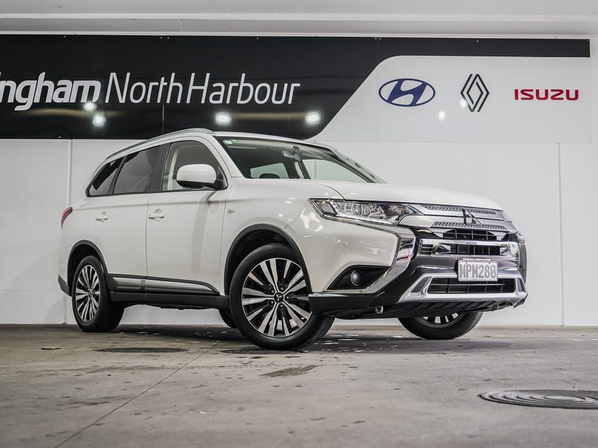 2019 Mitsubishi Outlander | LS 2.0P/CVT | 23295 | 1
