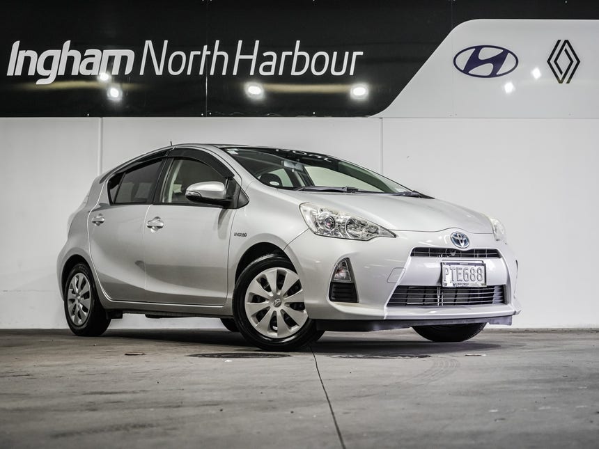 2014 Toyota AQUA | HYBRID | 24540 | 1