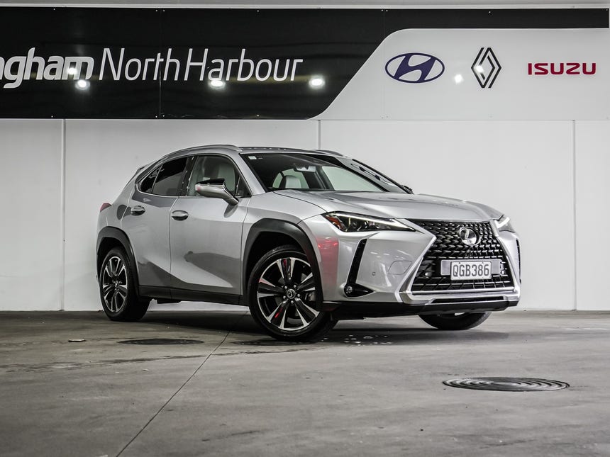 2023 Lexus UX250H | 2.0PH/HD | 26247 | 1