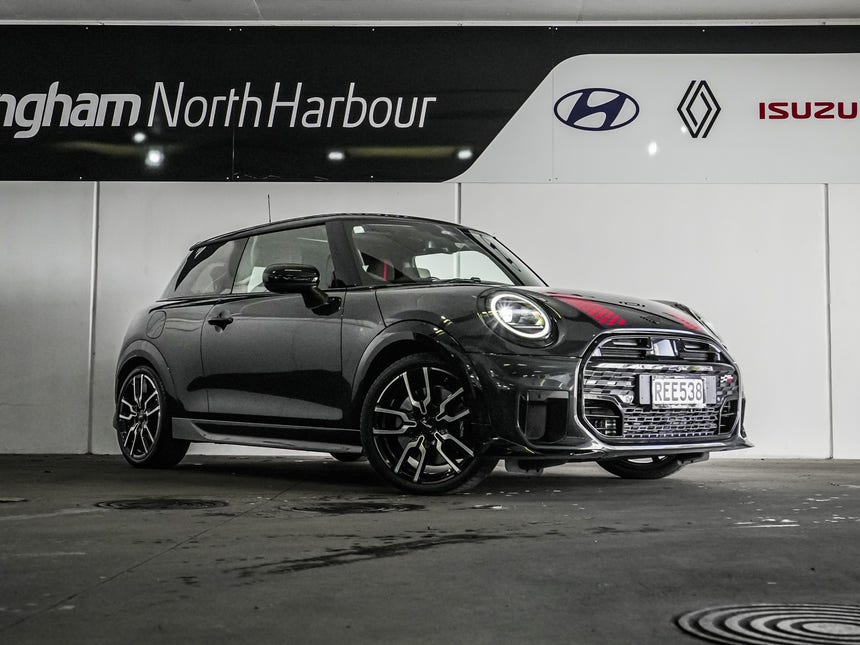 2024 Mini Cooper | S 2.0PT/7AT/HA/3DR | 27085 | 1