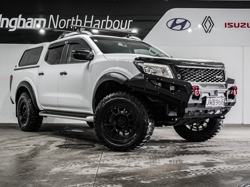 2016 Nissan Navara | ST-X 2.3D/4WD/6MT/UT | 29019 | 1