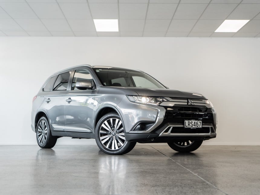 2018 Mitsubishi Outlander | LS 2.4P/CVT | 17151 | 1