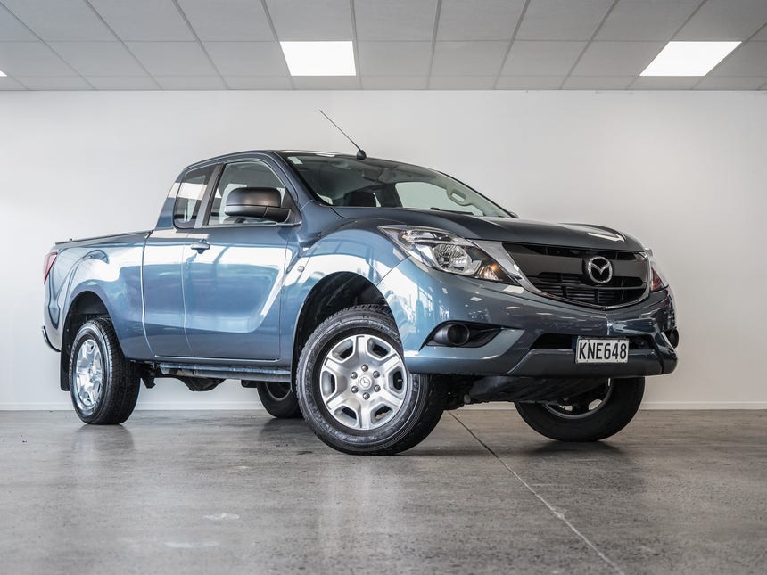 2017 Mazda BT-50 | GLX F/C W/S 3.2D/6AT | 18649 | 1