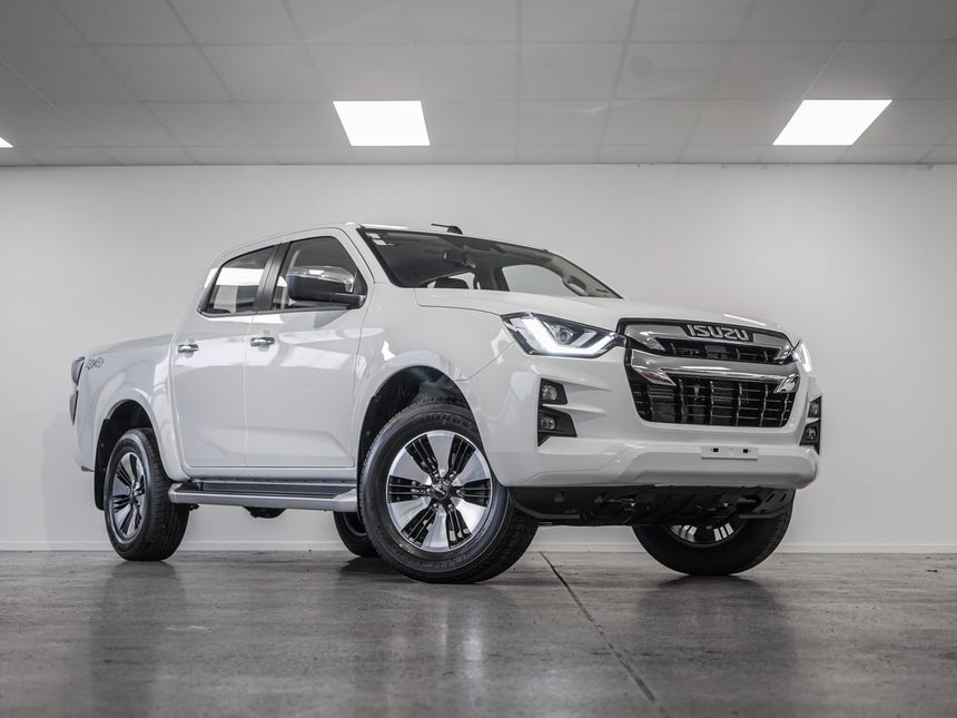 2023 Isuzu D-MAX | LS PLUS DOUBLE CAB 3 | 19142 | 1