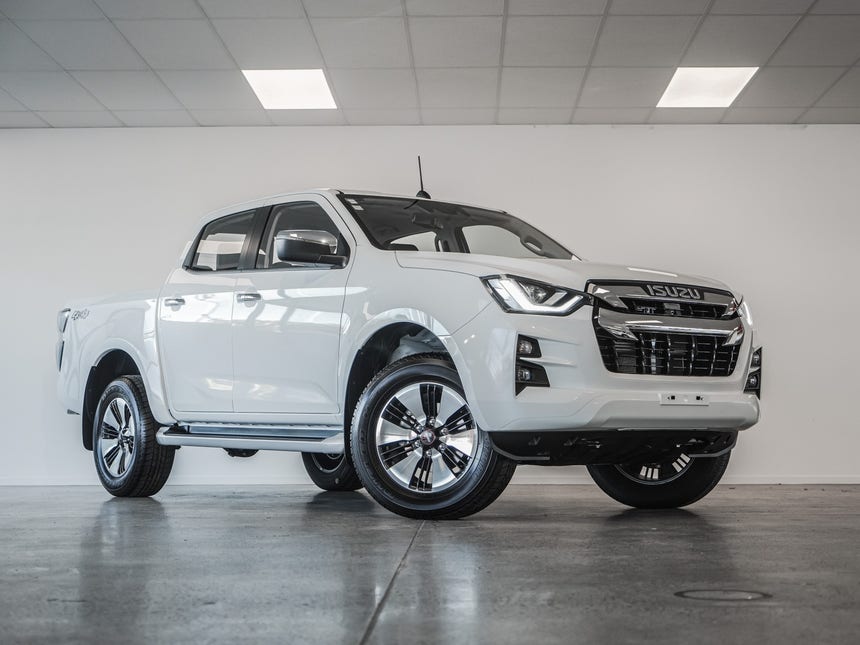 2023 Isuzu D-MAX | LS PLUS DOUBLE CAB 3 | 20711 | 1