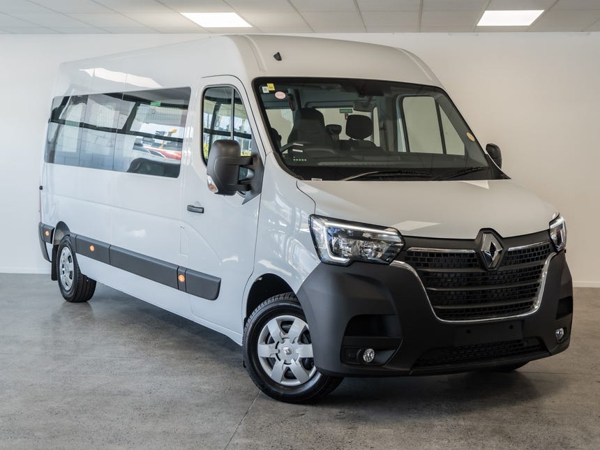 2025 Renault Master | MINIBUS 2.3DT | 26401 | 1