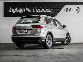 2017 Volkswagen Tiguan | TSI COMFORTLINE 2WD | 30176 | 3