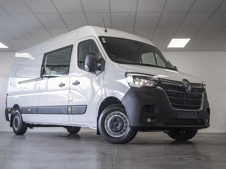 2023 Renault Master | L3H2 2.3D/6AM | 18933 | 1