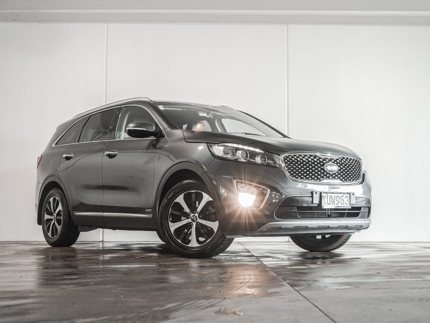 2017 Kia Sorento | SX 2.2D/4WD/6AT | 20892 | 1