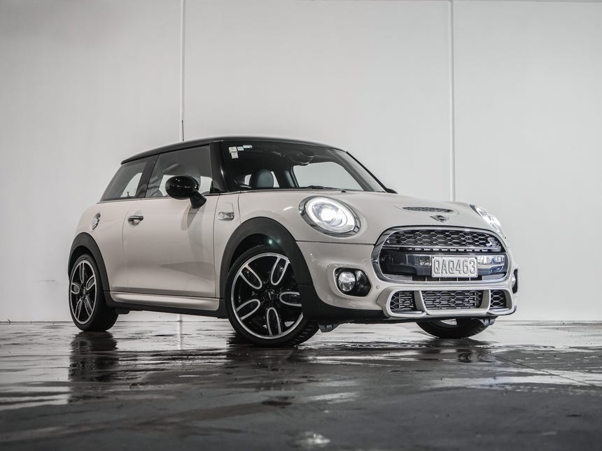 2015 Mini Cooper | S John Cooper Works  2.0P/6AT/H | 21305 | 1