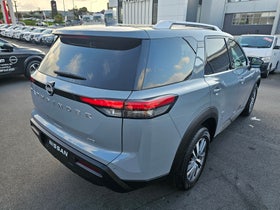 2025 Nissan Pathfinder | Ti 3.5 4WD | 24537 | 5