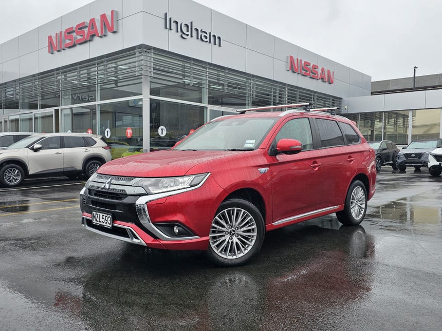 2020 Mitsubishi Outlander | XLS PHEV/4WD | 26556 | 1