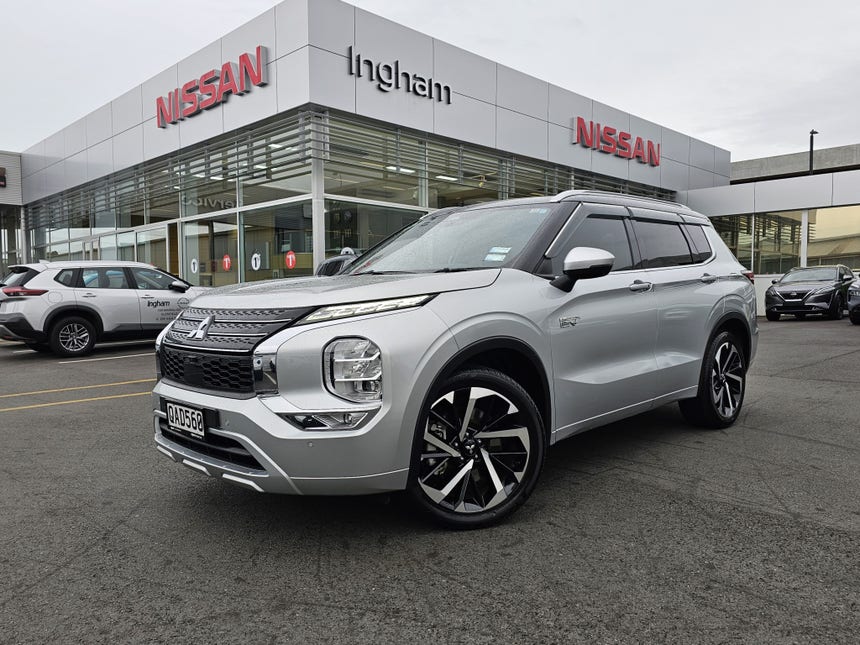 2023 Mitsubishi Outlander | EXCEED PHEV/4WD | 27170 | 1