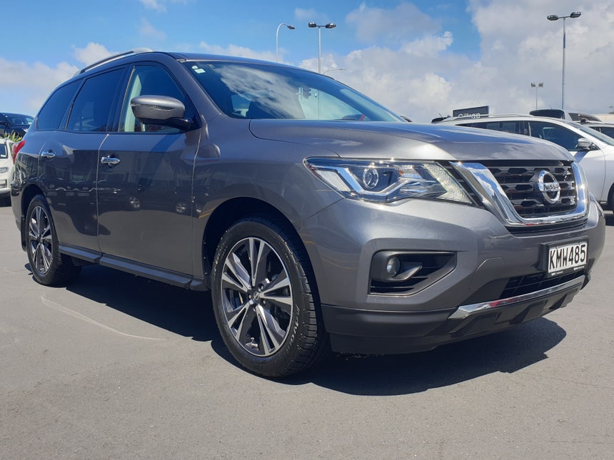 2017 Nissan Pathfinder | TI 3.5P/4WD/CVT | 14321 | 1