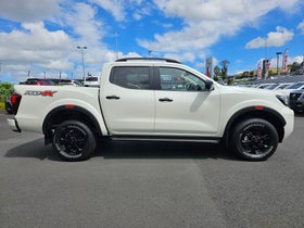 2025 Nissan Navara | PRO-4X 4WD/6SPD MANUAL | 27798 | 5