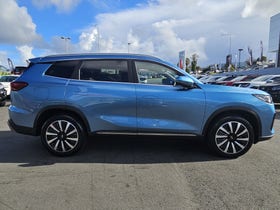 2025 Chery Tiggo 8 | Ultimate 1.5T PHEV | 27892 | 5