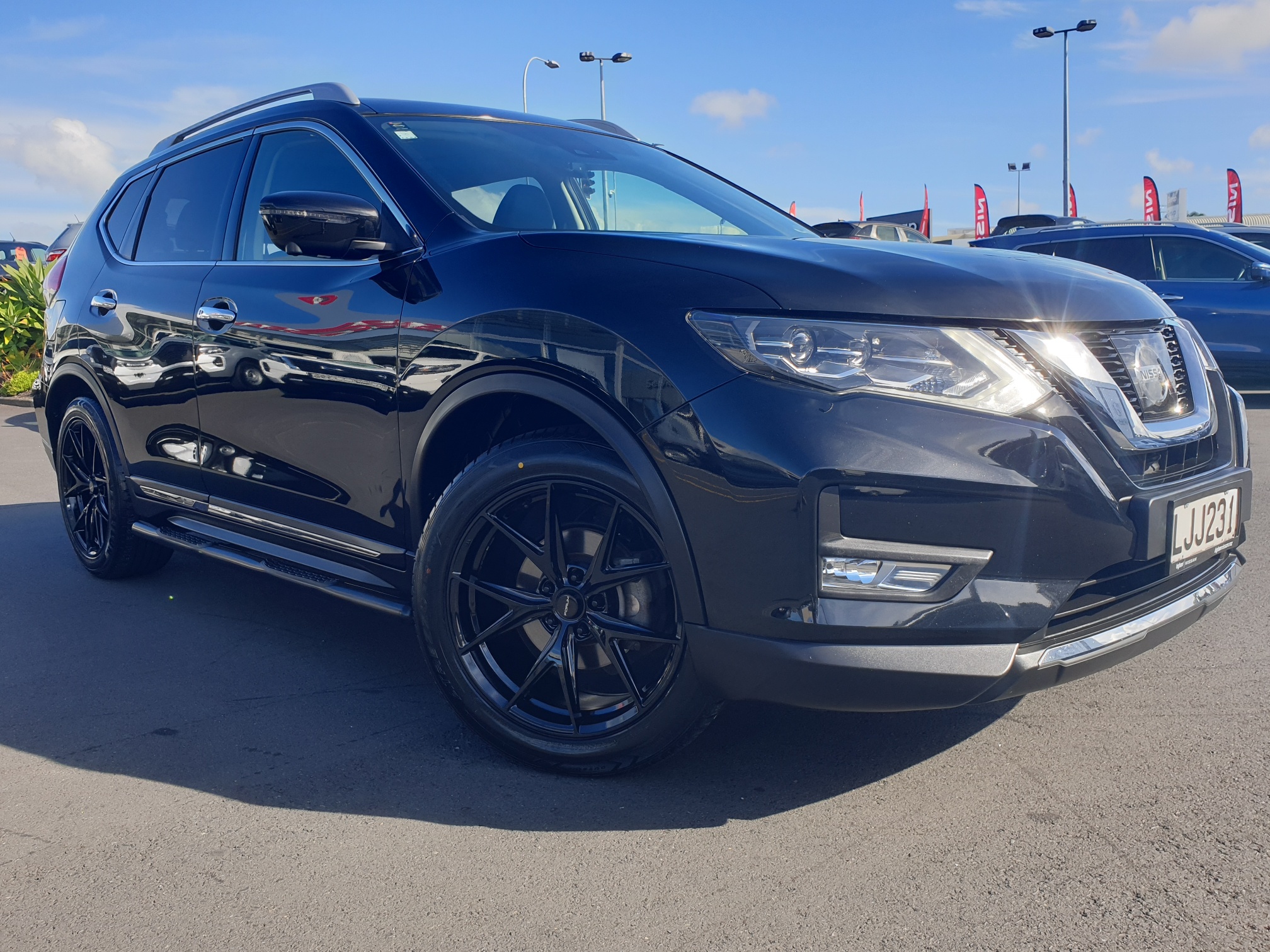 Nissan XTrail 2018 TI 2.5P/6CVT/SW/5DR