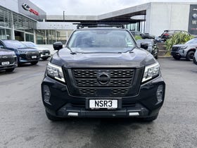 2021 Nissan Navara | ST-X BLACK EDITION | 2.3 DIESEL TURBO AUTOMATIC | 28579 | 3