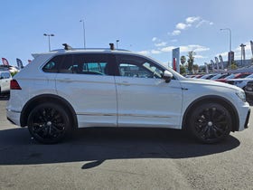 2017 Volkswagen Tiguan | TSI R-LINE 4MOTION 2 - BLACK EDITION! | 28725 | 5
