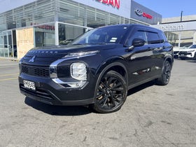 2023 Mitsubishi Outlander | SPORT PHEV 4WD | 29188 | 2