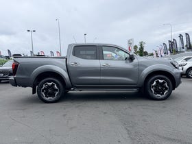 2024 Nissan Navara | ST-X 2WD | 29418 | 5