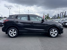 2018 Nissan Qashqai | ST 2.0 PETROL | 29770 | 5