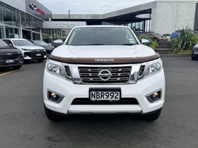 2020 Nissan Navara | RX SPORT 2.3 DIESEL TURBO 2WD  | 30256 | 3